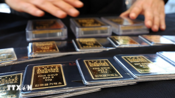 Giá vàng và bạc giảm sau căng thẳng địa chính trị lắng dịu