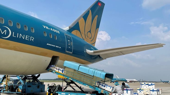 Doanh nghiệp hàng không siêu lợi nhuận báo lãi kỷ lục, tiền mặt chiếm 2/3 tổng tài sản