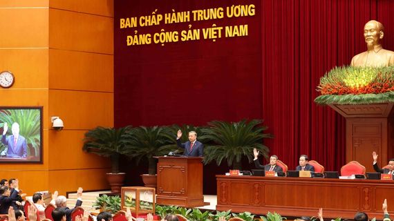 Ban Chấp hành Trung ương Đảng khóa XIV tiến hành Hội nghị lần thứ nhất, đồng chí Tô Lâm được bầu giữ chức Tổng Bí thư Ban Chấp hành Trung ương Đảng khoá XIV