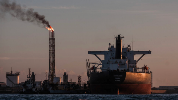 Mua khí đốt nhưng không trả tiền, Venezuela chật vật vì nợ 2 công ty châu Âu 6 tỷ USD