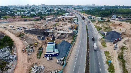 Hạ tầng tái định hình bản đồ bất động sản công nghiệp phía Nam