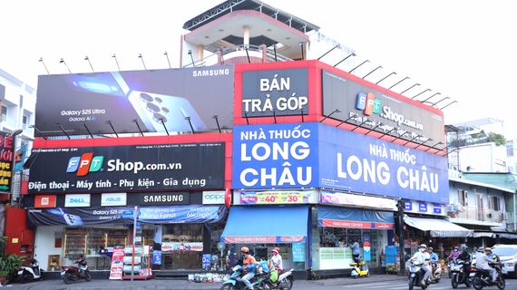 FPT Retail vượt kế hoạch kinh doanh năm 2025, FPT Shop có lãi trở lại