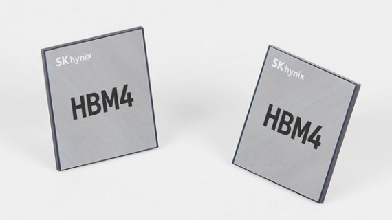 SK hynix ra mắt HBM4 16 lớp tại CES 2026