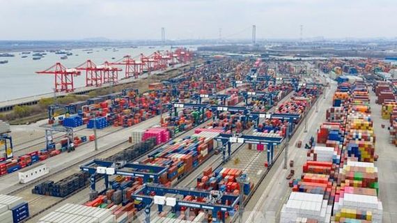 Kinh tế Trung Quốc có thêm các tín hiệu sáng