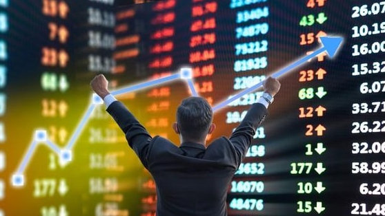 Dòng tiền vào thị trường dự báo bùng nổ, cổ phiếu chứng khoán nào hưởng lợi lớn?
