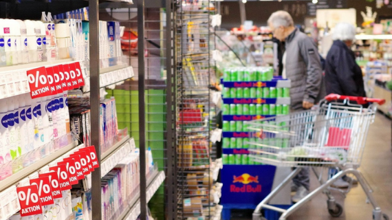 Lạm phát khu vực đồng euro trở lại mức mục tiêu 2% của ECB