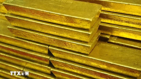 Giá vàng giảm trước sức ép từ USD và trái phiếu