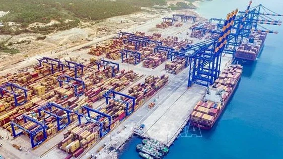 Ấn Độ tăng lãi suất lần đầu tiên trong gần 4 năm