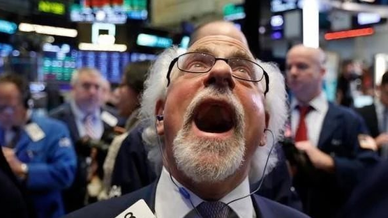 Một thế lực bất ngờ tung 600 tỷ đồng gom cổ phiếu Việt Nam phiên tăng bốc