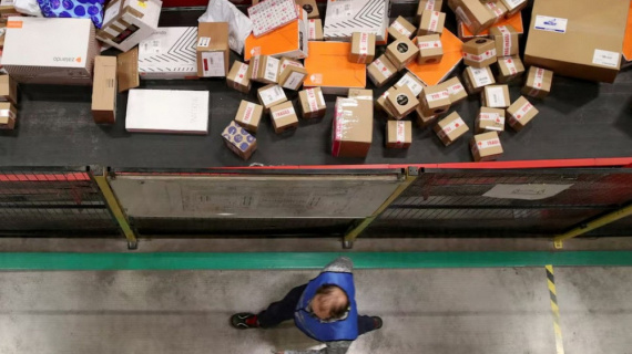 EU chính thức bãi bỏ miễn thuế hàng nhỏ nhập khẩu từ 150 euro