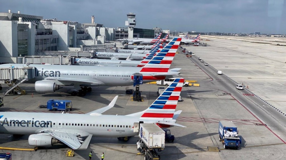 Ngành hàng không Mỹ cảnh báo rủi ro từ tình trạng đóng cửa chính phủ một phần