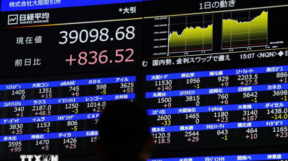 Chứng khoán Nhật Bản vẫn tăng trưởng dù kinh tế ảm đạm