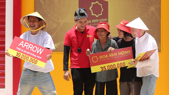 Hoa Sen và hành trình không nghỉ trên “chuyến xe nhân văn”