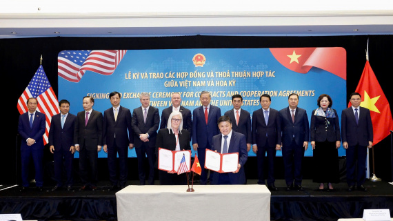 Tổng Bí thư Tô Lâm và đại diện lãnh đạo 2 nước chứng kiến Vietjet trao các thoả thuận trị giá 6,3 tỷ USD với các đối tác Mỹ