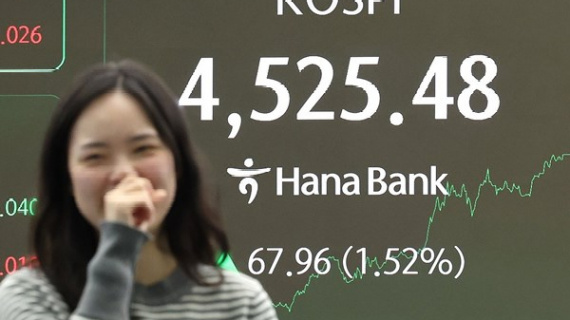 Thị trường chứng khoán Nhật Bản và Hàn Quốc đồng loạt xác lập kỷ lục mới