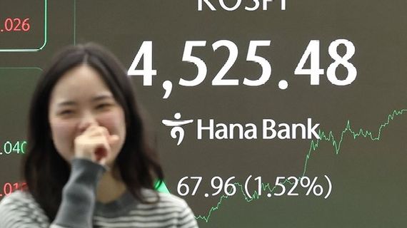 Thị trường chứng khoán Nhật Bản và Hàn Quốc đồng loạt xác lập kỷ lục mới