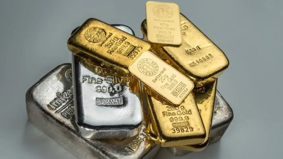 ‘Cơn điên’ của vàng, bạc nói lên điều gì?