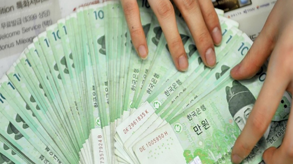 Đồng won xuống đáy 17 năm do giá dầu tăng mạnh