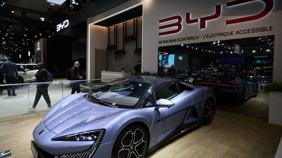 Hãng xe điện Trung Quốc BYD xem xét mở đại lý tại Canada