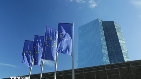 Các ngân hàng lớn dự báo ECB có thể tăng lãi suất vào tháng 4/2026