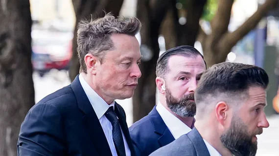 Elon Musk vừa bị kết án, phải bồi thường 2,6 tỷ USD: Chuyện gì đây?