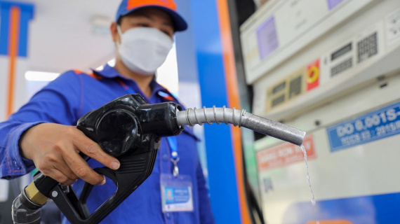 Quỹ xăng dầu được “tiếp sức” 8.000 tỷ đồng