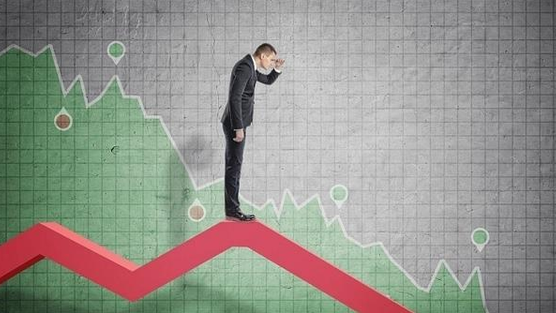 Góc nhìn chuyên gia: Giai đoạn biến động mạnh chưa chắc kết thúc, kịch bản VN-Index lùi về 1.570 điểm cần được tính đến