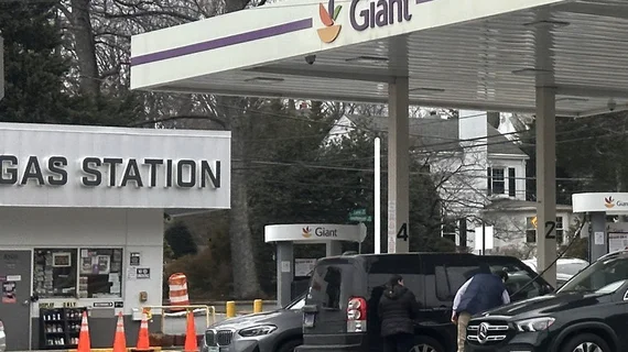 Các nước G7 hội đàm tìm giải pháp hạ nhiệt giá dầu và khí đốt