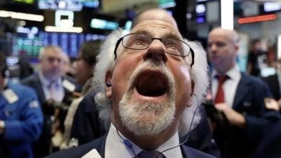 Khối ngoại thẳng tay bán ròng gần 1.800 tỷ đồng trong phiên VN-Index hồi phục, cổ phiếu nào bị 