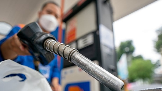 Hàng loạt 'đại gia dầu mỏ' Trung Đông dừng giao hàng, Đông Nam Á quay cuồng tìm kiếm giải pháp thay thế nguồn cung