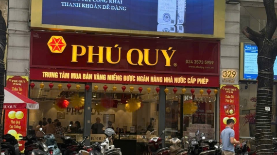 Giá vàng tăng mạnh, chạm mốc 178 triệu đồng/lượng