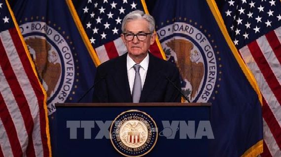 Tổng thống Mỹ tiếp tục cảnh báo sẽ sa thải Chủ tịch Fed Powell