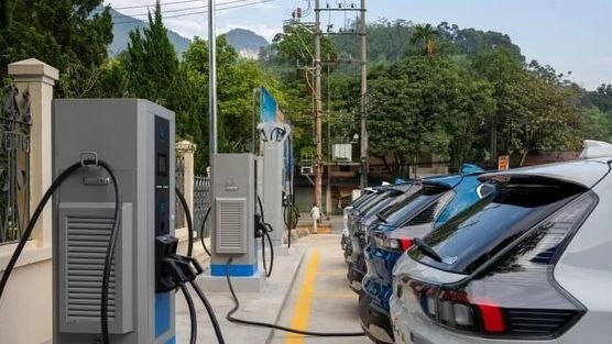 Đề xuất gia hạn thuế tiêu thụ đặc biệt ưu đãi với xe điện