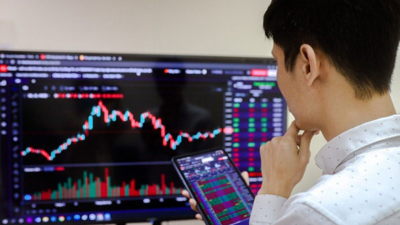 Đặt mục tiêu tăng trưởng 2 chữ số, cổ phiếu Ngân hàng chật vật hồi phục sau đợt điều chỉnh