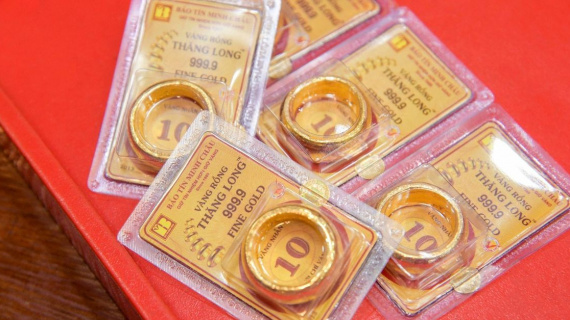 Giá vàng đi ngang, giữ mốc 173 triệu đồng/lượng