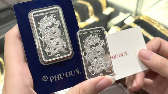 Giá vàng giảm thêm 1,2 triệu đồng/lượng