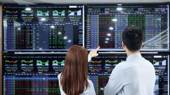 Tiền lớn chọn lọc, chuyên gia chỉ tên nhóm cổ phiếu xếp hạng cao trên thị trường