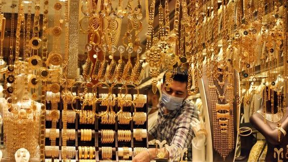Giá vàng thế giới phục hồi khi áp lực lạm phát từ giá dầu hạ nhiệt