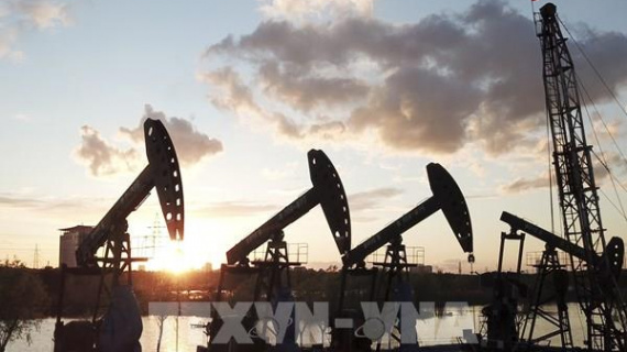 Giá dầu Brent tăng lên hơn 114 USD/thùng khi căng thẳng tại eo biển Hormuz nóng trở lại