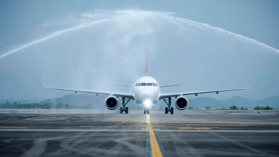 Giá dầu hạ nhiệt, hàng không trở lại quỹ đạo mở rộng