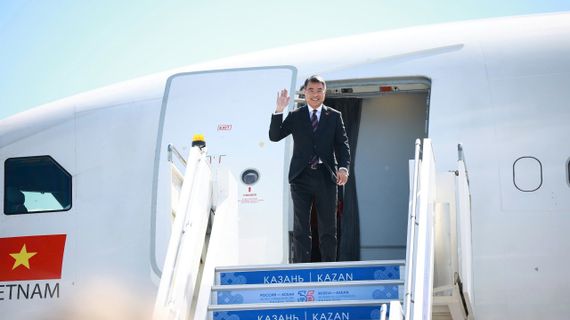 Thủ tướng Lê Minh Hưng lên đường dự Hội nghị Cấp cao ASEAN – Nga trên chuyến bay thương mại Vietjet