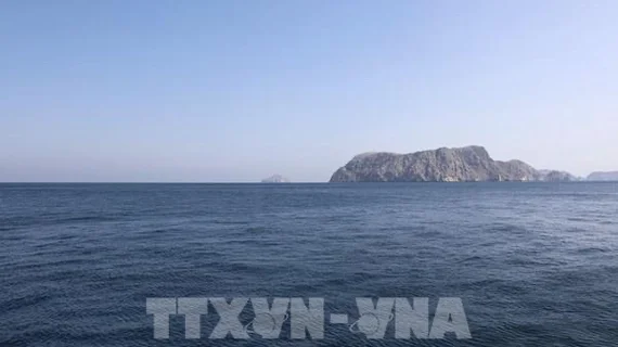 Iran lại tuyên bố đóng eo biển Hormuz