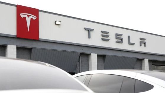 Nóng: Tesla đang bị điều tra đặc biệt