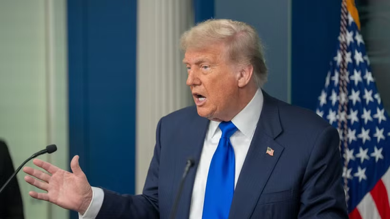Tổng thống Mỹ Donald Trump dọa áp thuế 100% các nước đánh thuế dịch vụ số