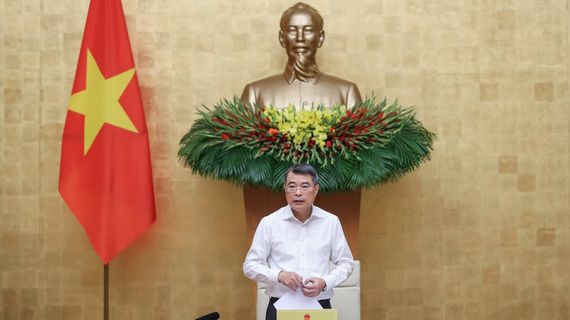 Thủ tướng Lê Minh Hưng: Ngân hàng Nhà nước giữ ổn định thanh khoản và lãi suất, Bộ Tài chính trình đề án phát triển thị trường chứng khoán trong tháng 6
