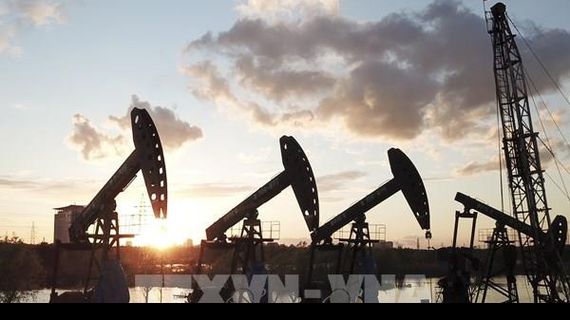 Giá dầu thế giới giảm 3% sau thoả thuận ngừng bắn giữa Israel và Liban