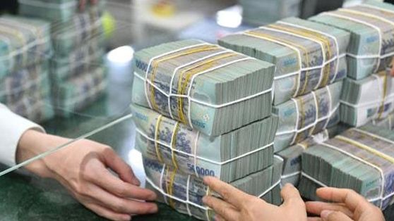 Lãi suất qua đêm liên ngân hàng bất ngờ vọt lên 13%/năm