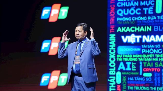 Chuyện gì đang xảy ra với FPT?