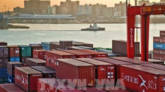 Mỹ có thể siết thuế, thị trường xuất khẩu 43 tỷ USD của châu Phi đối mặt bất định