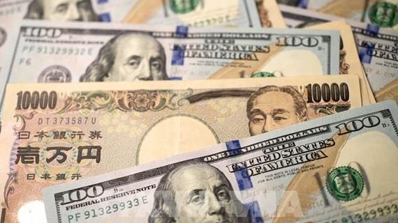 Đồng USD lập đỉnh 40 năm so với đồng yen khi giá dầu tăng mạnh